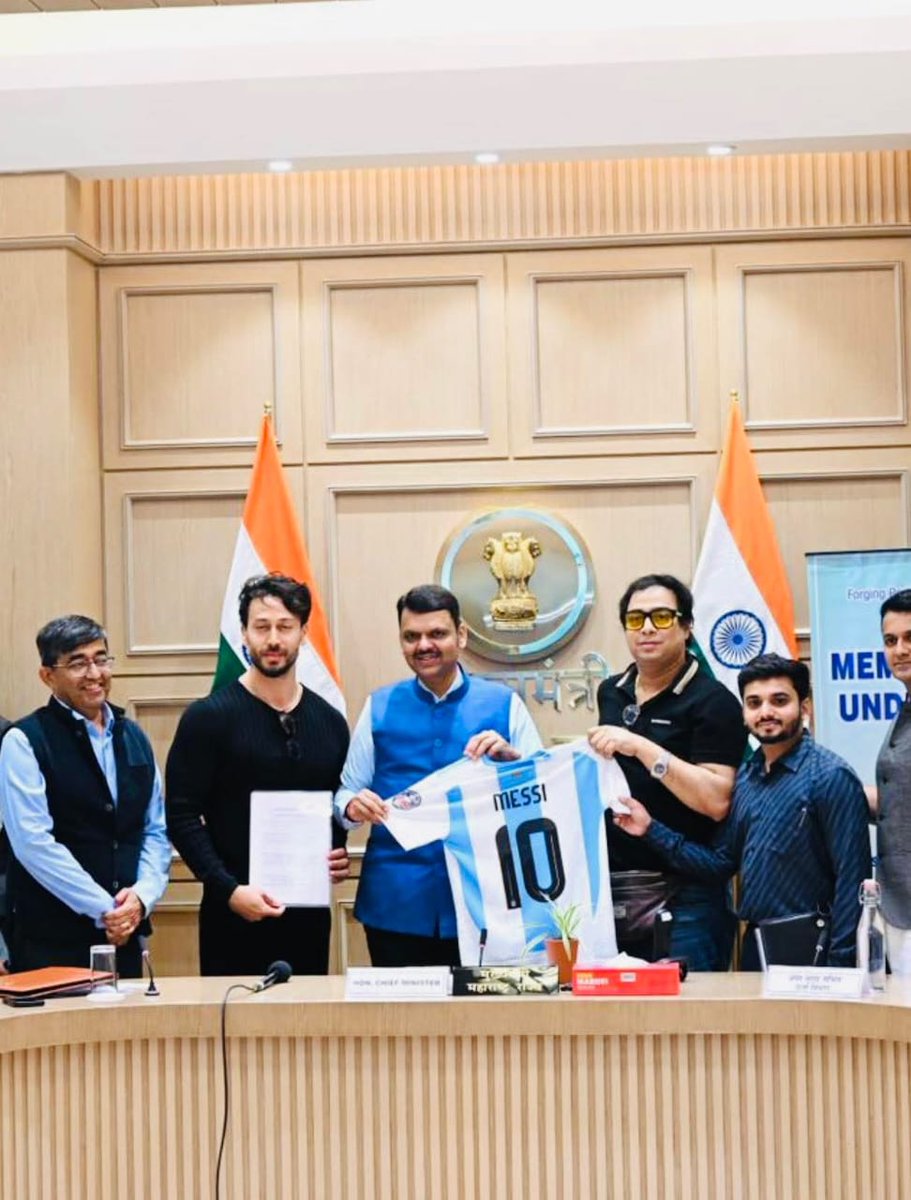 follow_amj's tweet image. ⚽  Maharashtra has launched one of the most ambitious grassroots football programs in India’s history &quot;Project Mahadeva&quot;, a 5-year, state-backed initiative designed to overhaul how young footballers are identified, trained, educated, and  prepared for international pathways.