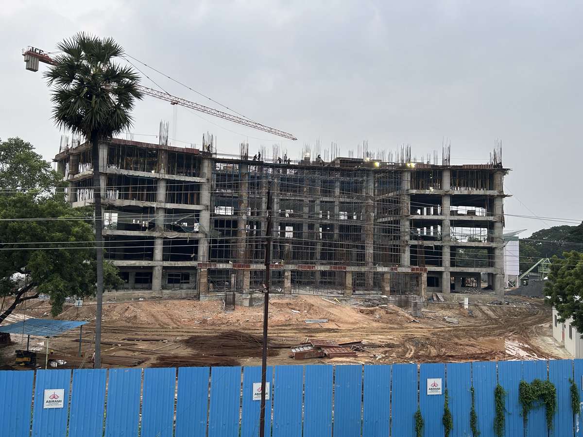 Updatestrichy2's tweet image. Construction 🏗️ Update of Kamarajar Grand Library and Intellectual Center at TVS Tollgate Trichy 👏👇#Trichy #Library #Project