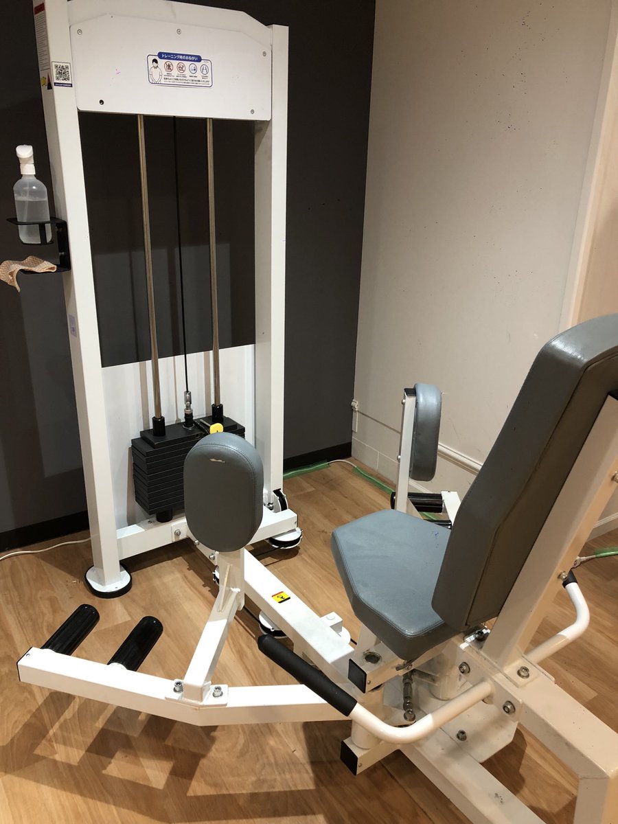 gentle_1047's tweet image. 今日は脚の日🦵デスクバイクでメールの処理やスケジュール管理が出来て効率よくトレーニング出来ます🚲#チョコザップ #chocoZAP #筋トレ #有酸素運動 #デスクバイク