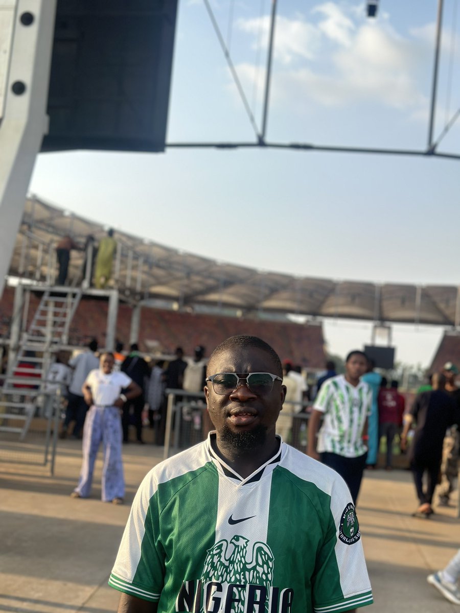 Comr_Hadnan's tweet photo. I have seen many memes about the insecurity in our dear nation, and I laughed at most of them. But I realized that our government has failed in its duty to protect the lives and property of its citizens, while succeeding only in further dividing Nigeria. https://t.co/QWOThB1d0e