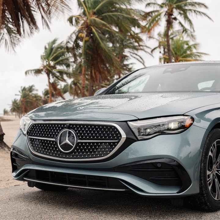 MahavirMercedes's tweet image. A tradition of innovation. A benchmark of intelligence.
The Mercedes-Benz E-Class.
#EClass #MercedesBenzIndia #MercedesBenzMahavirMotors #MahavirMotors