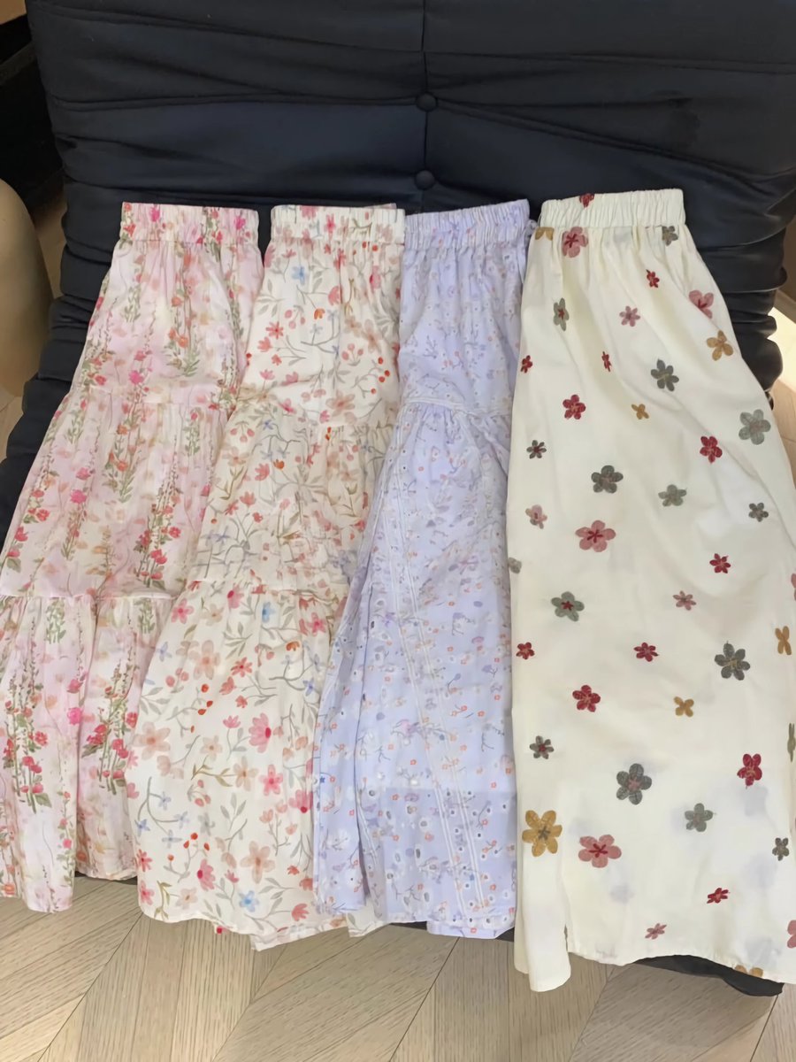 yourtinys's tweet image. the prettiest and aesthetic skirt for an elegant look