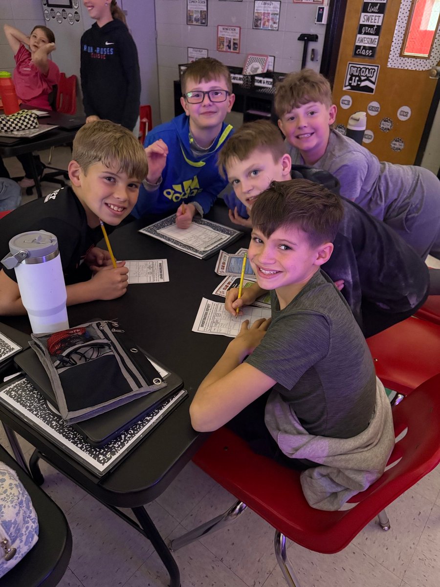 TC_Schools_KY's tweet image. Students in Mrs. Shelby Hinton&apos;s class at TCIS put their inferencing skills to work! Students worked to solve the mystery of who stole the Thanksgiving turkey. 

Expect greatness from Taylor County Academics!

#tcpride #tcis #expectgreatness