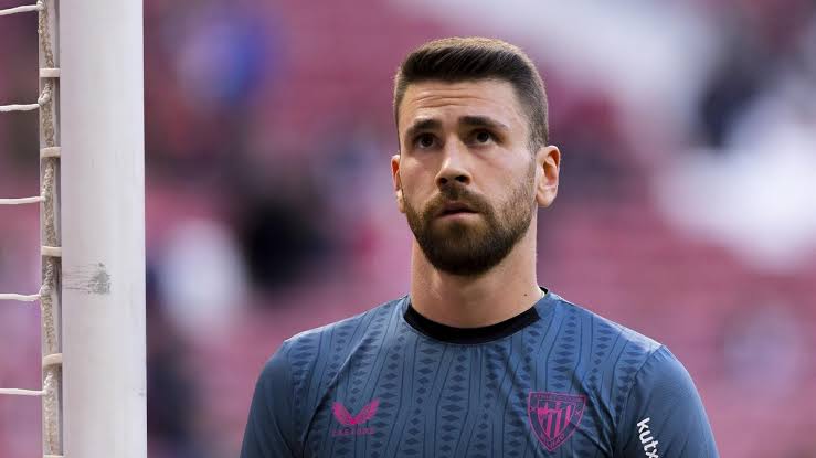 CfSimi's tweet image. Who is currently the best Spanish goalkeeper among these four?