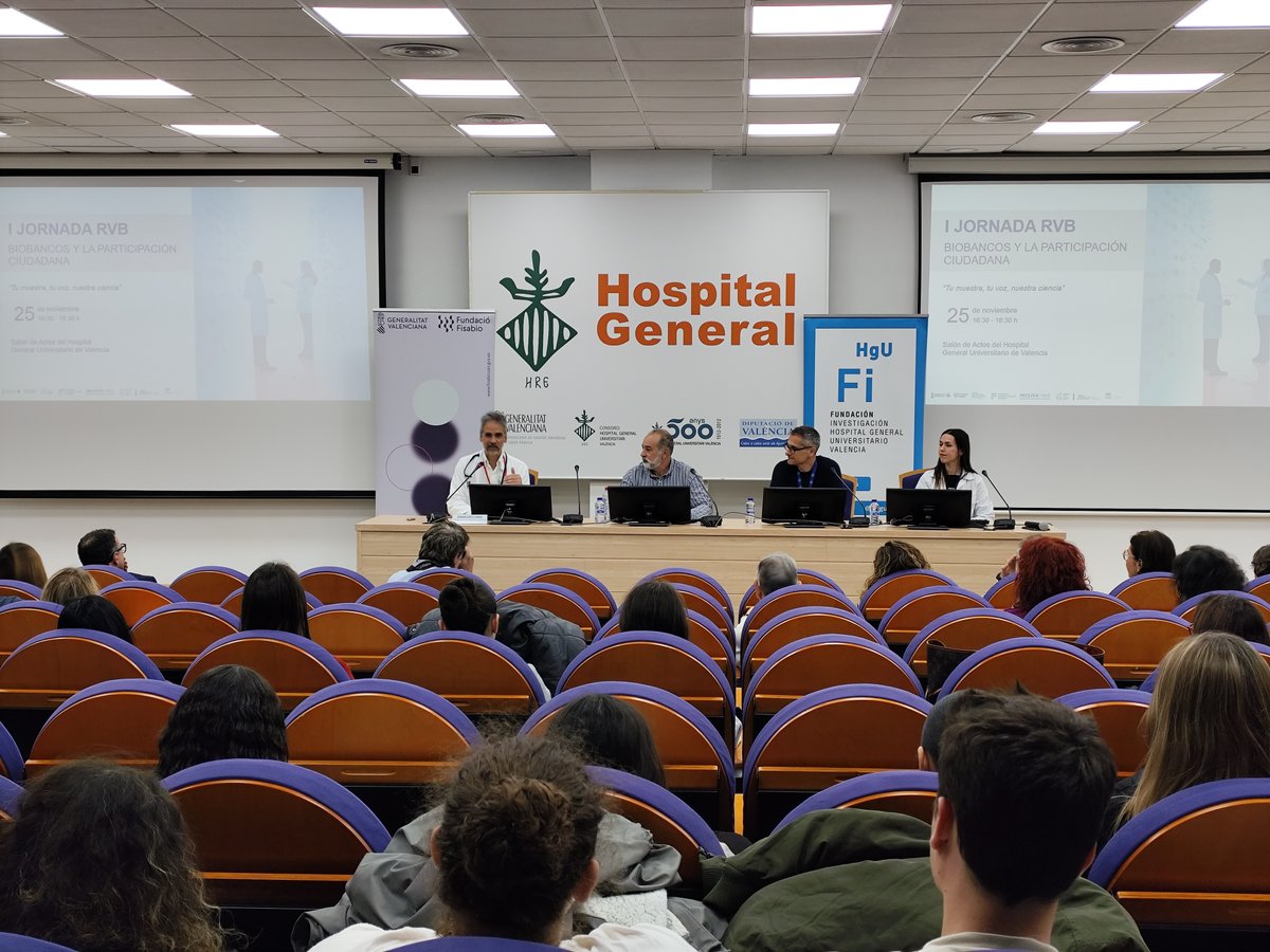 rvbiobancos's tweet photo. 👉Arrancamos la jornada con una mesa inaugural con: Francisco Sanz, director de investigación y docencia del @HGUVALENCIA, David Garrido, director científico de la @fihguv, Jacobo Martínez, coordinador de la @rvbiobancos y Mª Nieves Prieto, responsable del @biobanco_hguv https://t.co/DrPCYvxdmD
