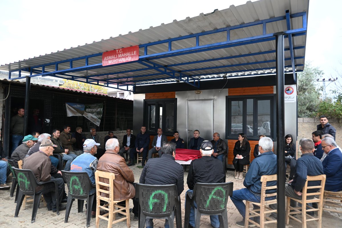 Kaymakamlığımızca düzenlenen Vatandaşla Buluşma Toplantısı, İlçemiz Asmalı Mahallesi’nde Kaymakamımız Sayın Yakup PAPAKER'in başkanlığında, daire amirleri ve çok sayıda vatandaşımızın katılımıyla gerçekleşti.
Toplantıda  vatandaşların istek, şikayet ve sorunları dinlendi.