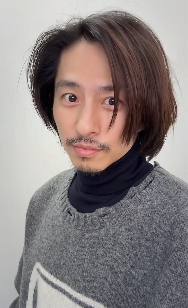 juncoco0717's tweet image. スクショが止まらなくてヤバい😍🧡
色っぽくないですか👀
今なんのお仕事なんだろ~❓情報解禁楽しみにしてます🤭🧡
#三宅健
#秒刻健