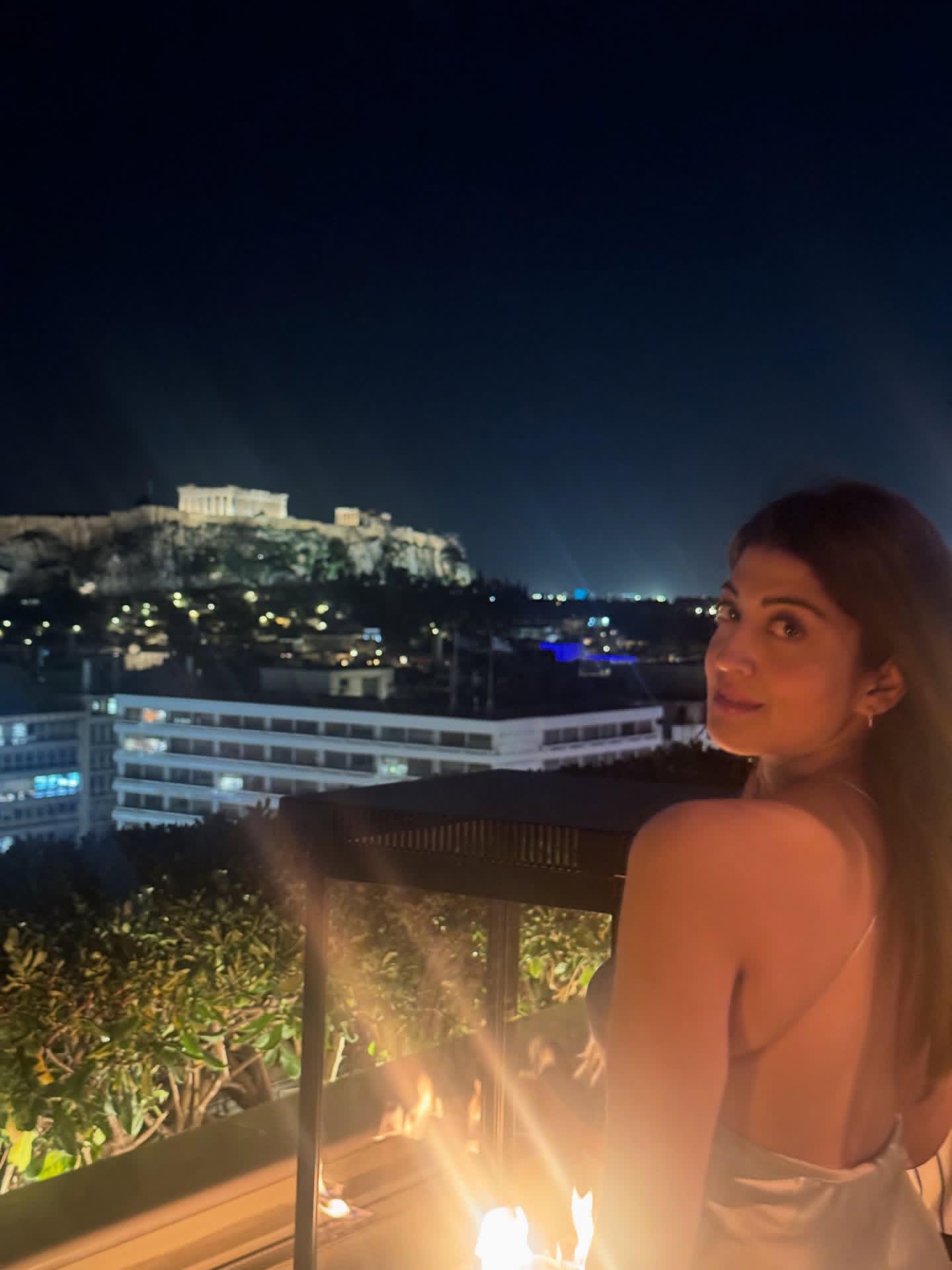 G6rs2SsakAEWrt-?format=jpg&name=large