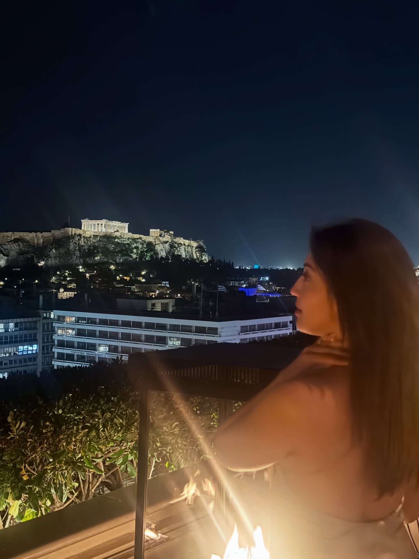 G6rs3mZawAEJ1Wf?format=jpg&name=large