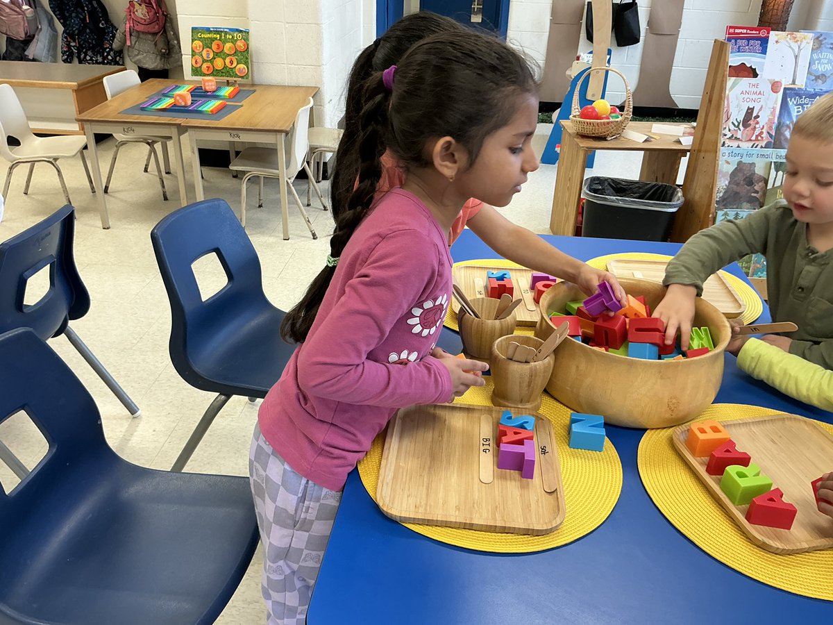 KingswoodKinder's tweet image. M.S. is identifying letters and decoding/building/writing different CVC and high frequency words using the alphabet blocks.