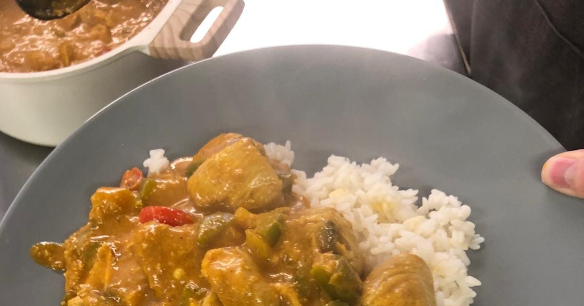 KeyCommunityNE's tweet image. Move over, MasterChef! 🍳 Our weekly cookery sessions are proving a big hit! Young people are jumping in, learning new skills, and loving every minute. 

#KeyCommunity #YouthEmpowerment #LifeSkills #ClientEngagement #Inclusion #CommunityConnections #FunLearning #Teamwork