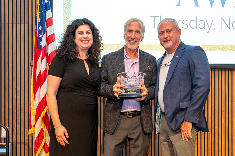 Rod Hershberger of Miter Brands has been recognized with a Lifetime Achievement Award from The Argus Foundation. Read more here: windowanddoor.com/news/rod-hersh…