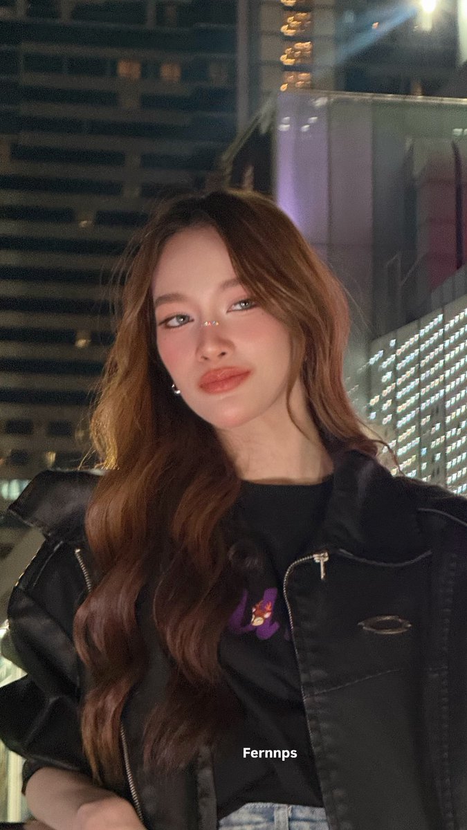 onlylesbian_'s tweet image. SURREAL. #TKNur