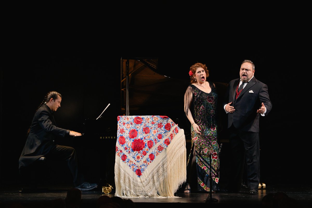 TeatroZarzuela's tweet photo. ✨ Anoche nuestro Teatro de la #Zarzuela vibró con la magia de la #lírica.
Maite Alberola (soprano) y Sergio Escobar (tenor), acompañados al piano por José Ramón Martín Díaz, nos regalaron una velada inolvidable con “Dos grandes voces españolas: Un homenaje a la Zarzuela”.❤️🎶 https://t.co/Hgyihz0mwZ