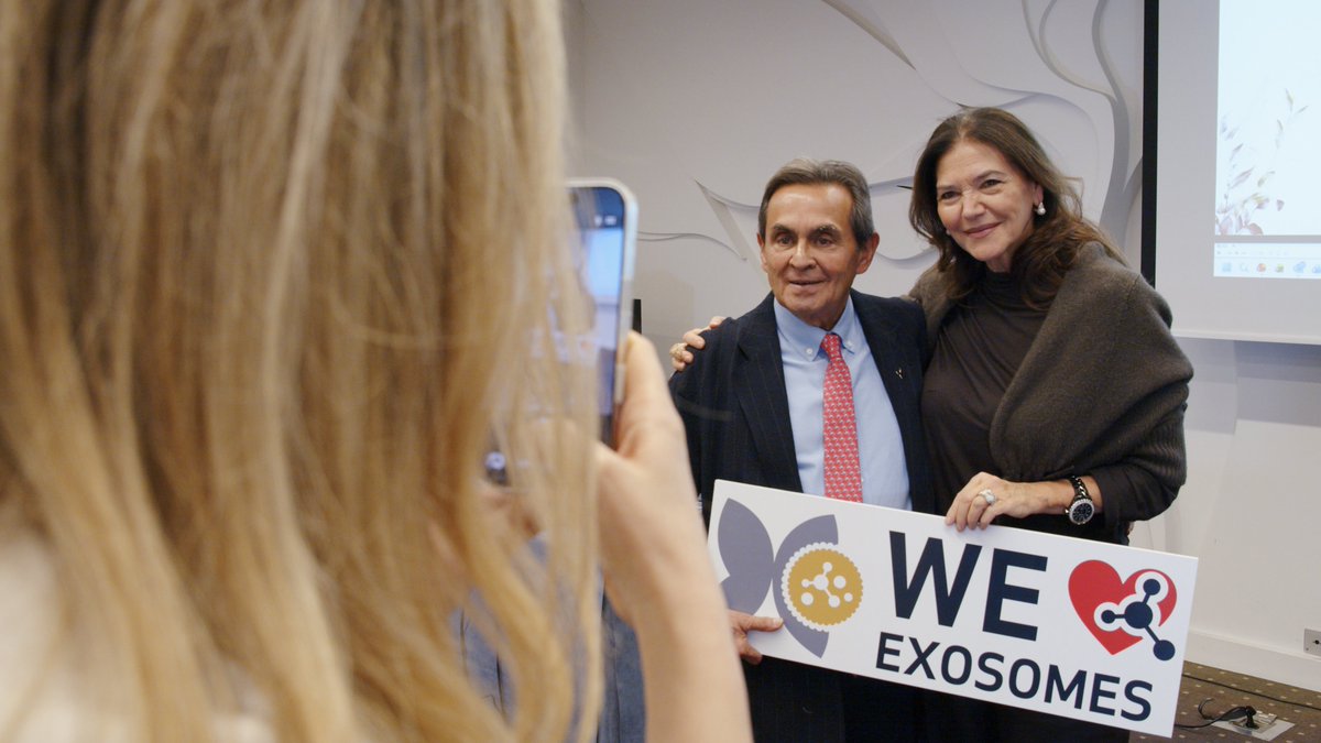 Mediderma aterriza oficialmente en Suiza. Hoy hemos celebrado en Lugano un encuentro exclusivo dirigido a médicos, donde el Dr. Gabriel Serrano presentó las últimas innovaciones en dermatología y medicina estética.

Un evento que marca el inicio de una nueva etapa para @Mediderma