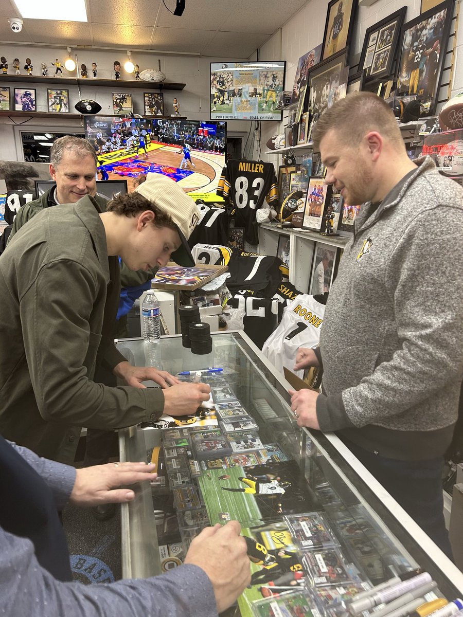 Baseball Card Castle tweet media