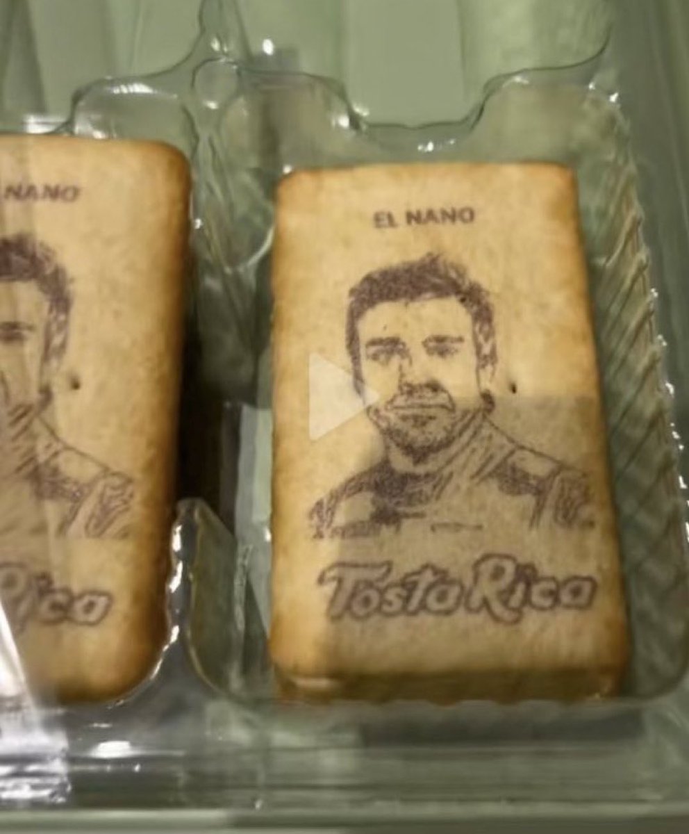 esta galleta con la cara de Fernando Alonso