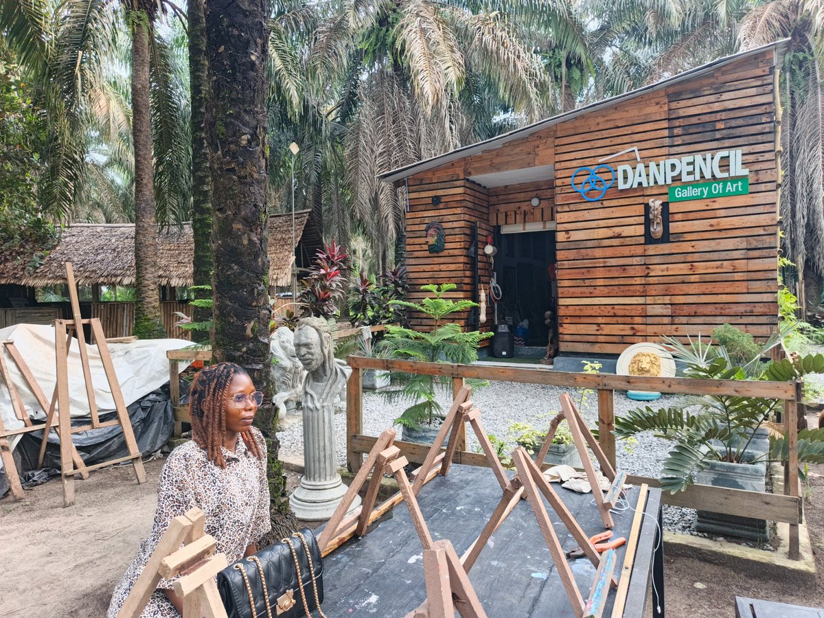 newness_isAstar's tweet image. 1/2
Tech Is Not About Knowing Everything  It’s About Knowing How to Find Answers.

Even professionals Google things daily. What matters is your ability to research and solve problems.
💡 Practical Habit:
When stuck, search smarter: use phrases like “how to fix [error message]”