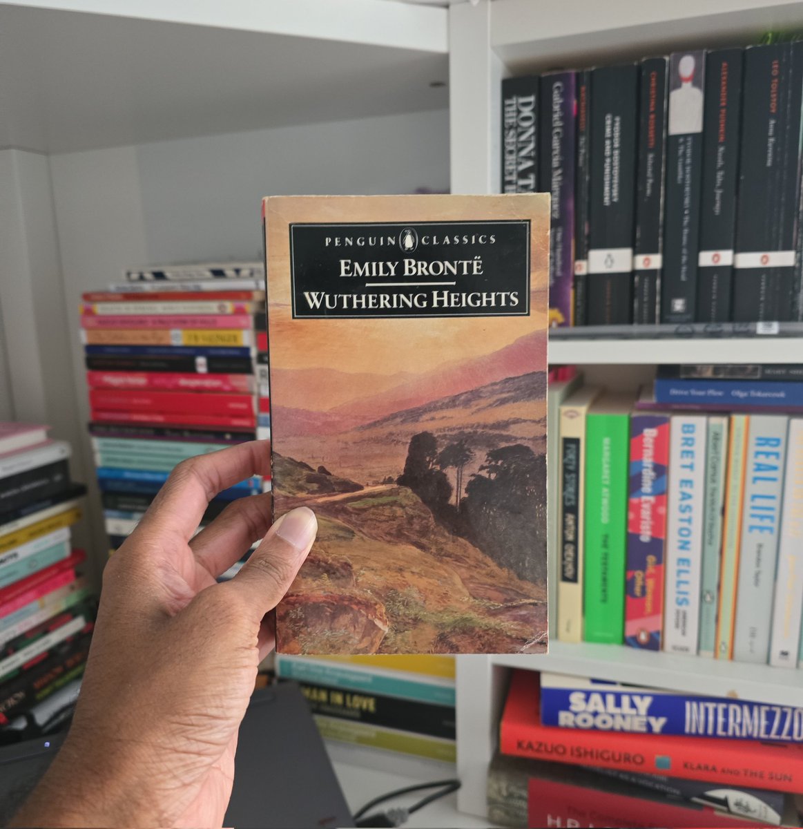 shainreads's tweet image. cr: &quot;Wuthering Heights&quot; by Emily Brontë (1847)
I needed something easy and smutty after a few tough experimental reads. Know nothing about this other than Emerald&apos;s adaptation (loved Saltburn). Can&apos;t wait for the 🌶🌶🌶🔥