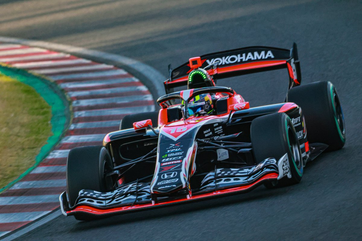 gekirinxx's tweet image. 2025.11.23
SUPER FORMULA 2025 Season
Series Champion
#15 TEAM MUGEN
#岩佐歩夢 選手(@ayumuiwasa_cars)
#SFormula #SFgo
