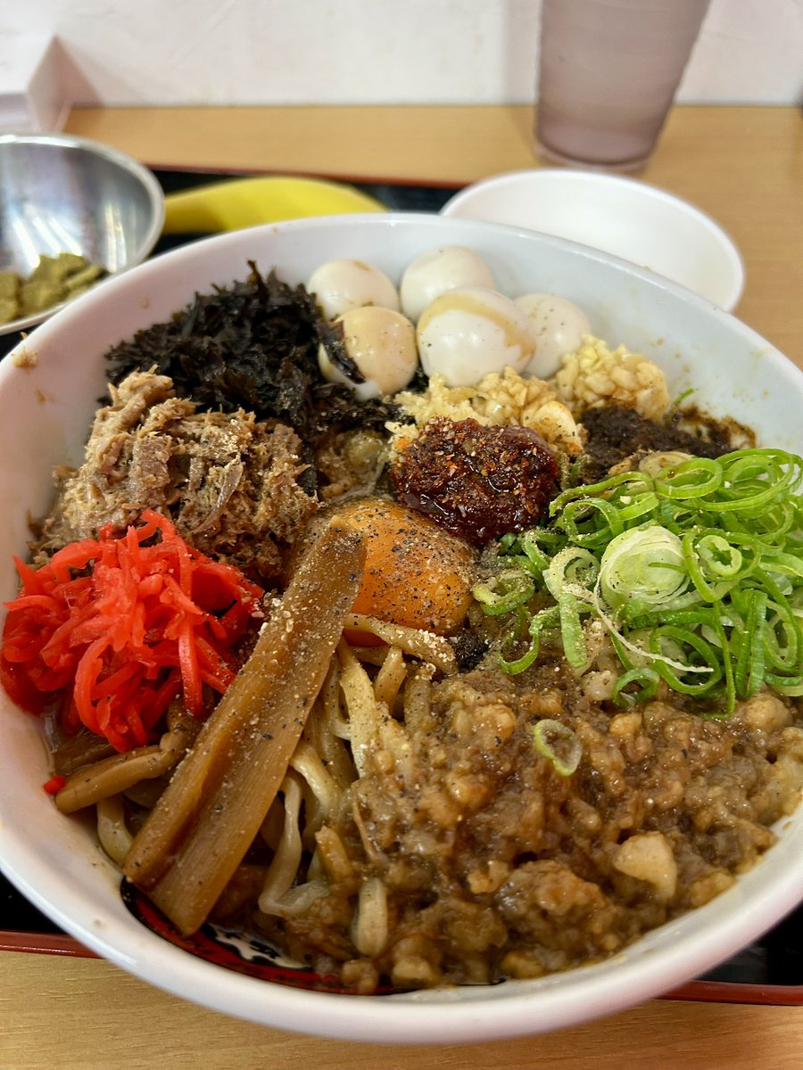 202155yamaoutoy's tweet photo. 久しぶりに訪麺🍜
メニュー増えてる😁油そばや餃子‼️
油そばめちゃくちゃ美味いです‼️
下松や周南地区!
今ラーメンが熱い🔥
田所商店やラーメン十四郎と
新店増えて激戦区🍜
まるにぼの新メニュー!
二郎系まる二郎もそそられます🤩
#麺活
#RAMENOFTODAY https://t.co/aGWUUToIi5