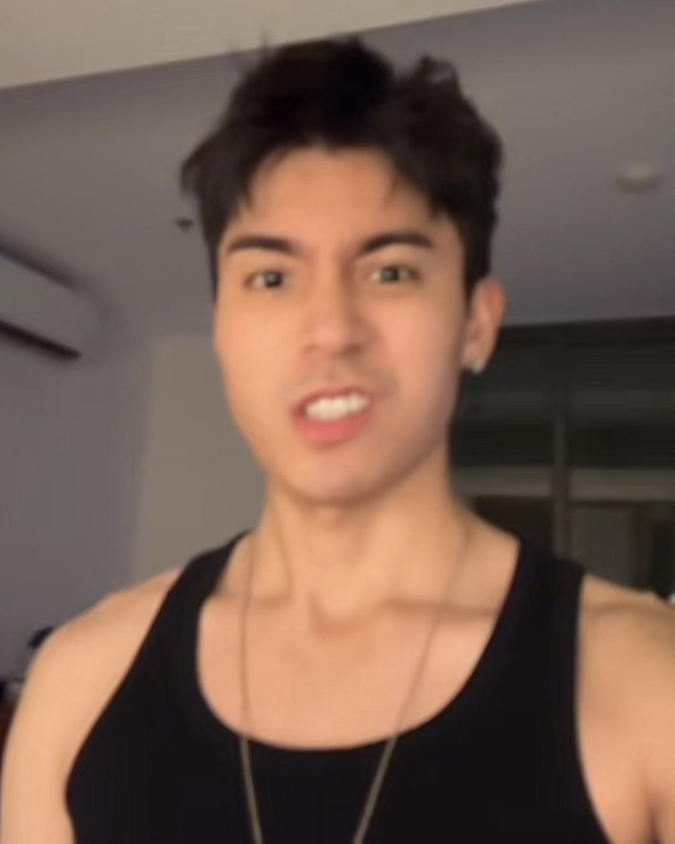 mikbrentstan_'s tweet image. magkamukha na talaga sila pls 😭😭😭😭😭