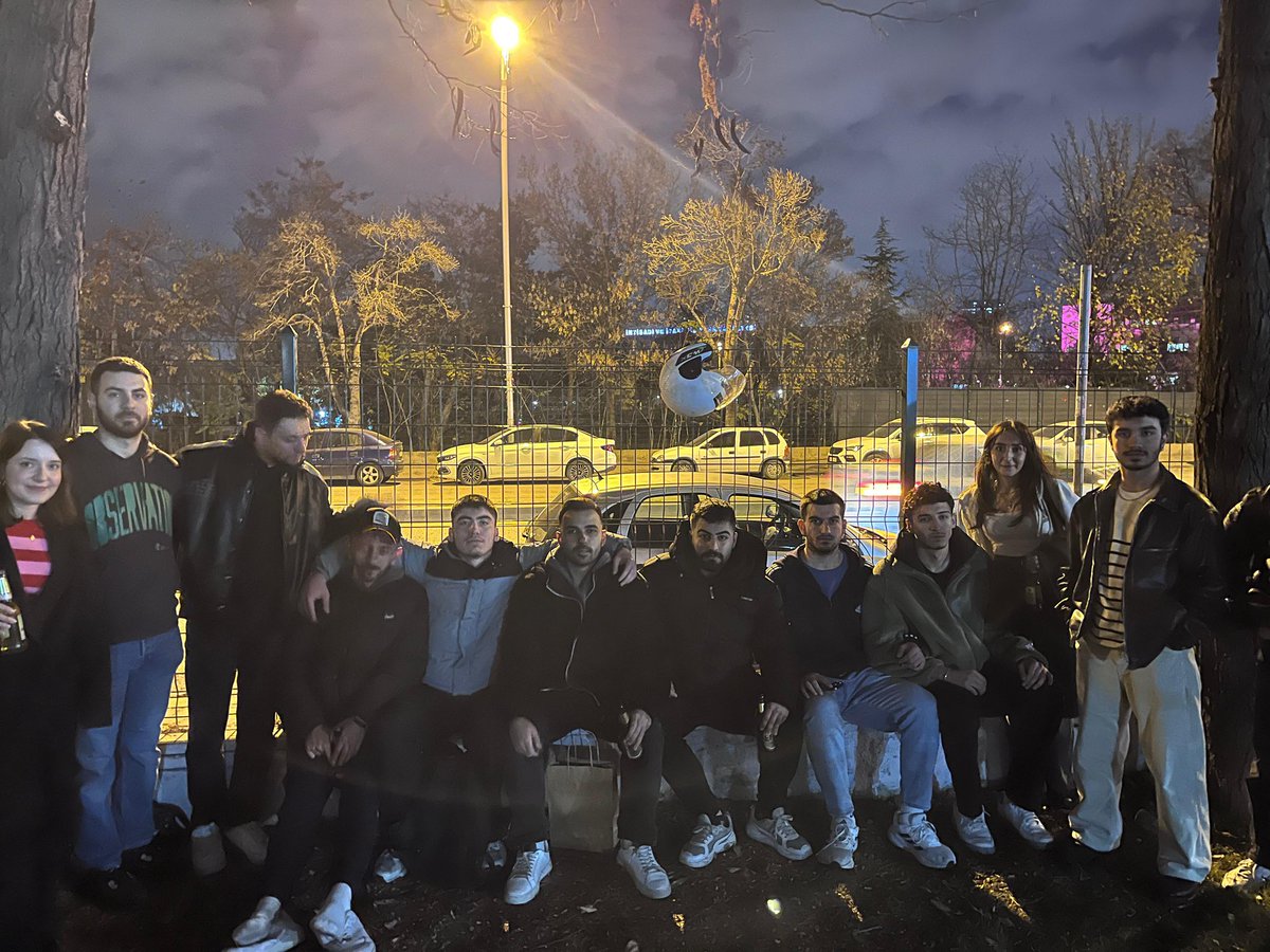 Herhangi bir ANKARA akşamı.
📍Beşevler