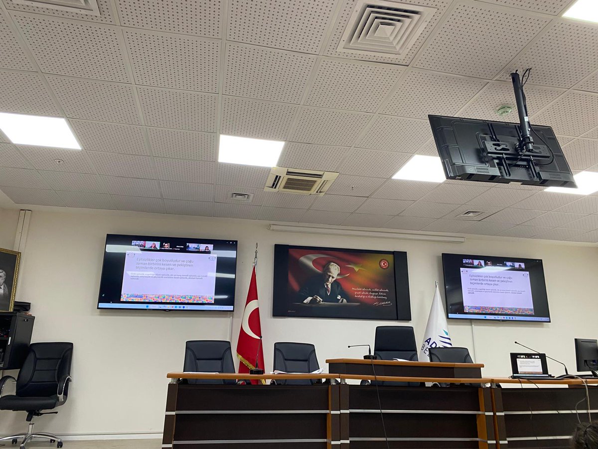 Dün gerçekleştirdiğimiz ilk etkinliğin ardından, bugün de Yerel Eşitlik Eylem Planlarının (YEEP) geliştirilmesine teknik destek sağlamayı amaçlayan bu önemli eğitime, Başkanımız <a href="/birsengunay02/">Birsen Günay</a> ve üyelerimizle birlikte katılım sağladık.