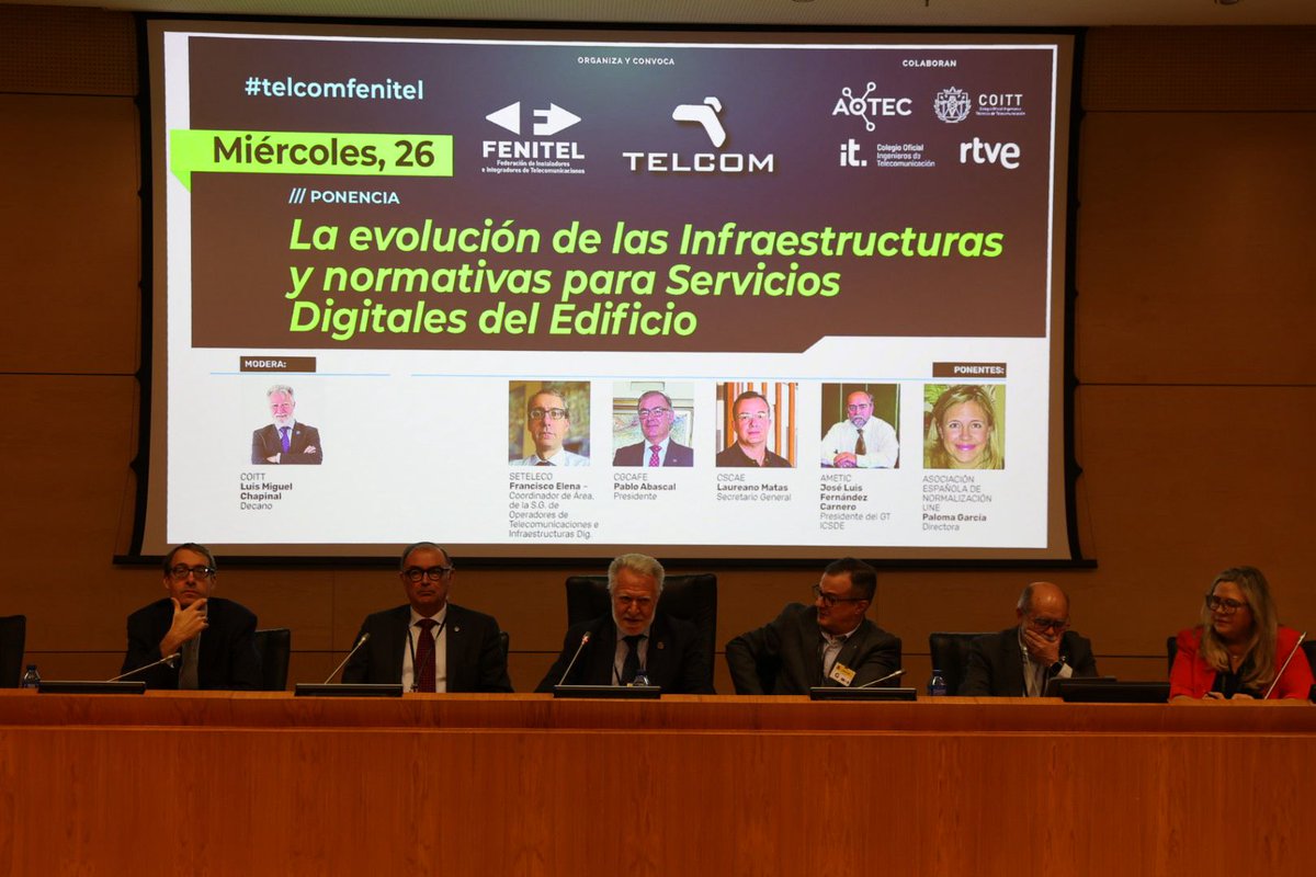 FENITEL_ES's tweet photo. Una mesa que ha puesto el acento en solucionar en último término los verdaderos problemas de los ciudadanos y las infraestructuras en el interior de los edificios
#TELCOMFENITEL #Telcom2025 #COITT #SETELECO #CGCAFE #CSCAE #AMETIC #UNE https://t.co/X5j5ncLTdm