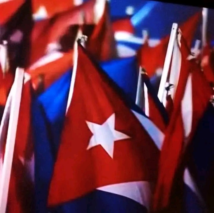 Libre, bella y soberana #CubaEstáFirme #DeZurdaTeam