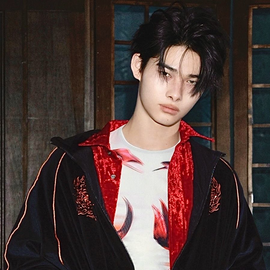 vampywons's tweet photo. 19 things i love about our ni-ki 

- a thread to show how much engenes love him https://t.co/ujF7gDy8DF