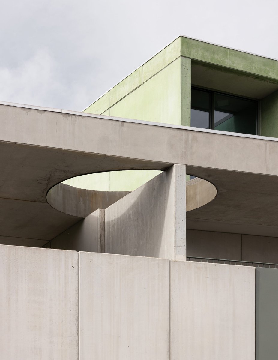 archinect's tweet image. G-5 Houses by SUMMARY Architects 📸 Alexander Bogorodskiy #ArchinectProjects

Project details at archinect.com/firms/project/…