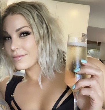 DashaJansen tweet media