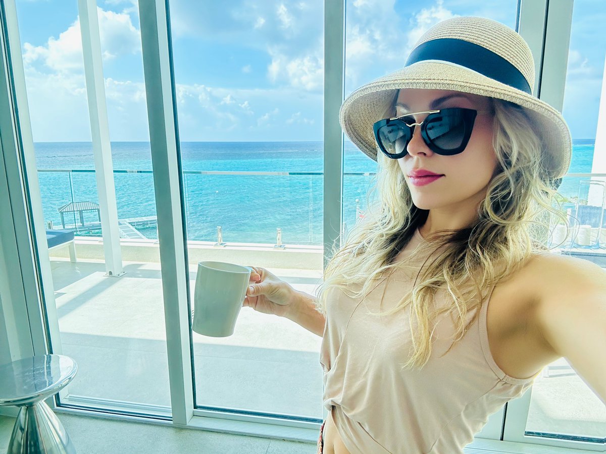 DashaJansen tweet media