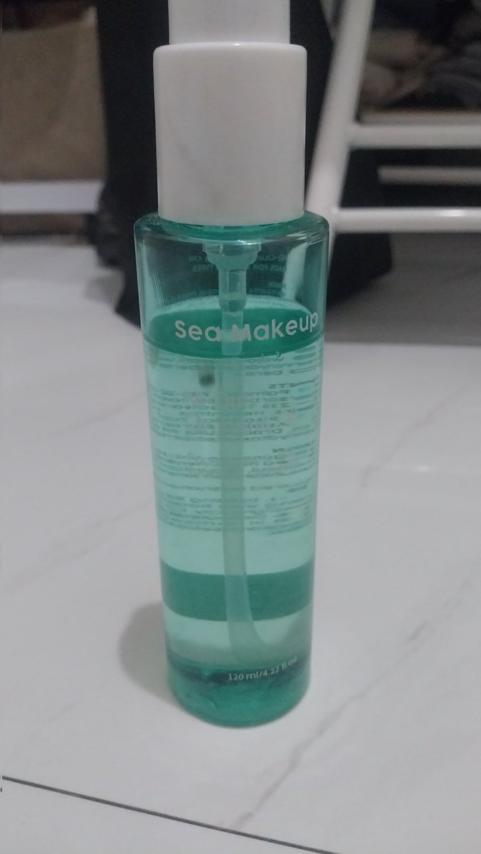 lovebychaca's tweet photo. hi guis, aku mau jual cleansing oil sea makeup aku, karena ga cocok 😔 masih banyak dan baru beli bulan oct kemaren

jual murah aja 20k, bisa oren https://t.co/F4KHgFLckd

dom: Jakarta Selatan

WTS Cleansing Oil, tanya2 dm ya! https://t.co/Lq2y8GgpQM