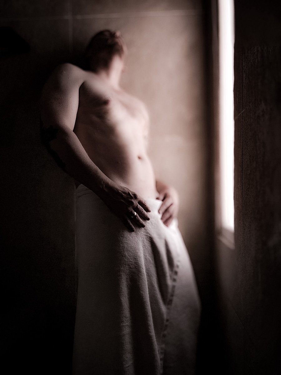 venomtaildom's tweet photo. Towel barely holding my thick shaved cock after the shower.
Drop it? PPV unlocks full frontal + stroke + cum owning you.
$15 right now, kneel and pay.
https://t.co/osaqbFNEiW
#GayDom #BiBull #ShavedCock #Cuckold https://t.co/HTY2MgRjyd