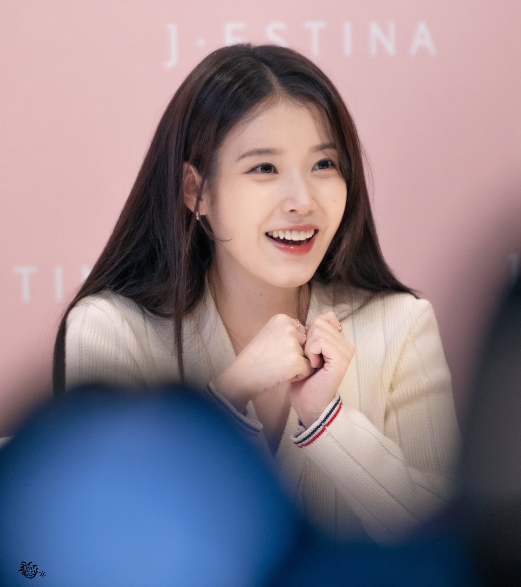 이 사진 유독 아기 같아 👶🏻🩷