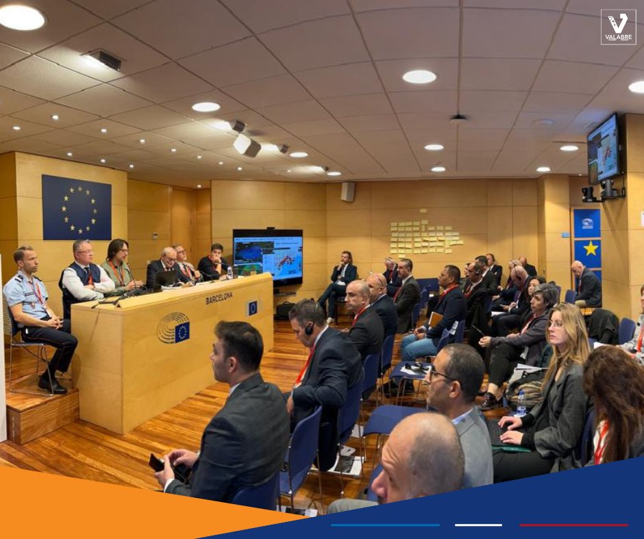 EntenteValabre's tweet image. Suite et fin du #workshop Feux de forêt, organisé par la @EU_Commission à #Barcelone, avec la présentation conjointe @ENSOSP – @EntenteValabre du Lab IA #Hadria (Hub d’application, de développement et de recherche en intelligence artificielle de la sécurité civile).

Fondé sur