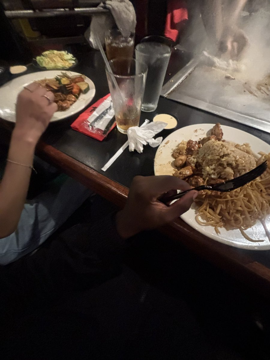 ⛹🏾‍♂️ tweet media