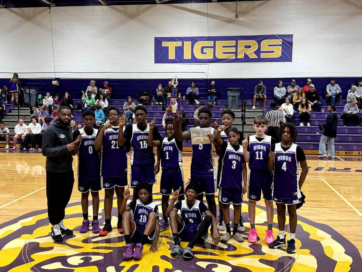 Minor Middle School tweet media