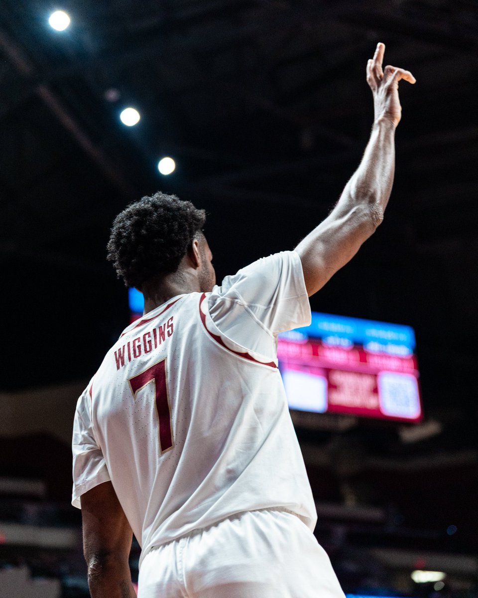 THE DAILY SAUCE: Nov. 26, 2025

Florida State men’s basketball remained perfect at home on Tuesday night with an 89-59 rout of Cal State-Bakersfield. Chauncey Wiggins paced the Seminoles with 17 points. Alex Steen had a double-double with 13 points and 10 rebounds.

📷: FSU