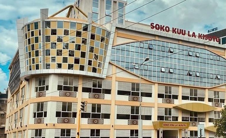 Ni aibu kwa masoko yetu kukosa vyumba maalumu kwa ajili ya kuhifadhia mboga mbogamboga na matunda.