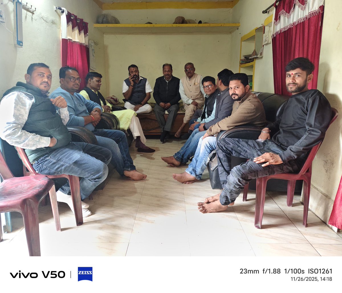 ShuklaNeelendra's tweet image. उमरिया जिले के Ghunguti मंडल के Amiliha  ग्राम में आज SIR की बैठक हुई बैठक में SIR के प्रभारी शहडोल जिले के पूर्व जिला अध्यक्ष कमल प्रताप सिंह उपस्थित होकर Sir की पूरी जानकारी दी बैठक मे मंडल के सभी पदाधिकारी उपस्थित हुए 
@BJP4India @BJP4MP @DrMohanYadav51 @HitanandSharma