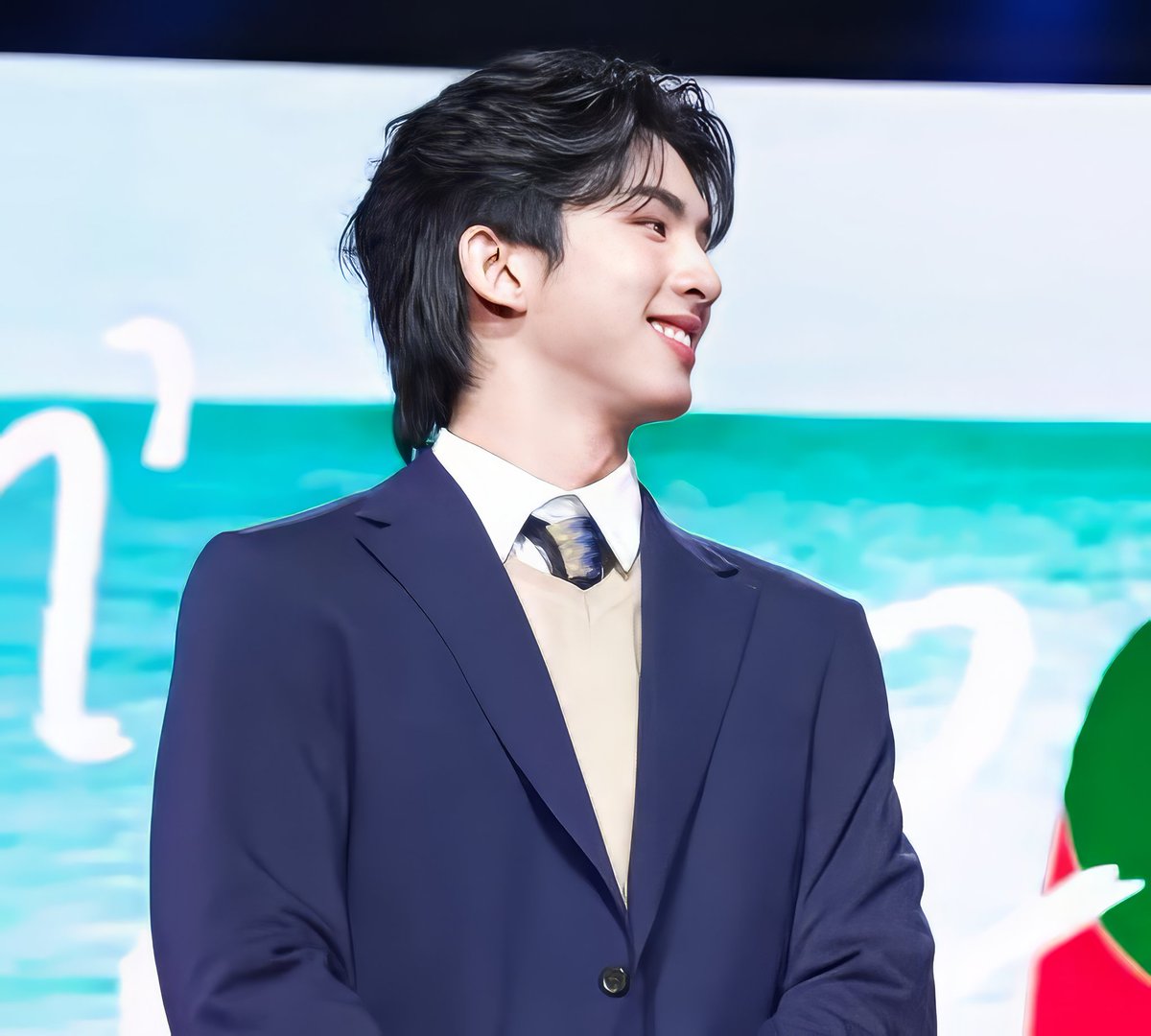 Sooonyip's tweet image. SurfJava was so handsome ！

MAGIC VIBES MAXIMIZED X SJ

#GMMTV2026XSurfJava
#GMMTV2026