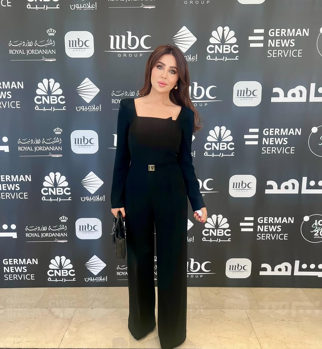 walaasmrel3's tweet image. الاعلامية الجميلة #رابعه_الزيات عبر حسابها ع الانستغرام سُعدت بالمشاركة عن برنامجي #ويعدين والتحديات التي تواجهنا كإعلاميين في مجال صناعة المحتوى والإعلام الرقمي في #منتدى_الاعلام_الرقمي #عمان @wsmforum