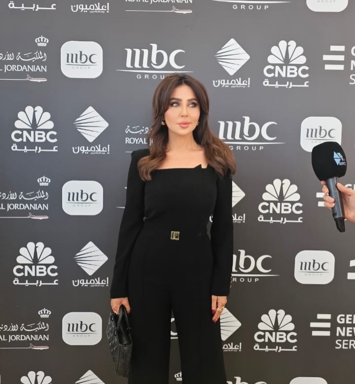 walaasmrel3's tweet image. الاعلامية الجميلة #رابعه_الزيات عبر حسابها ع الانستغرام سُعدت بالمشاركة عن برنامجي #ويعدين والتحديات التي تواجهنا كإعلاميين في مجال صناعة المحتوى والإعلام الرقمي في #منتدى_الاعلام_الرقمي #عمان @wsmforum