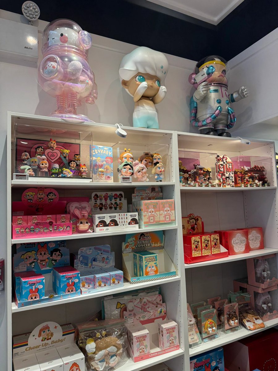 vqxnxoj's tweet image. 🧸✨ Found a little paradise for toy lovers today.
So many cute characters in one place 
it’s impossible to leave empty-handed!
#ToyShop #Collectibles #CuteFinds