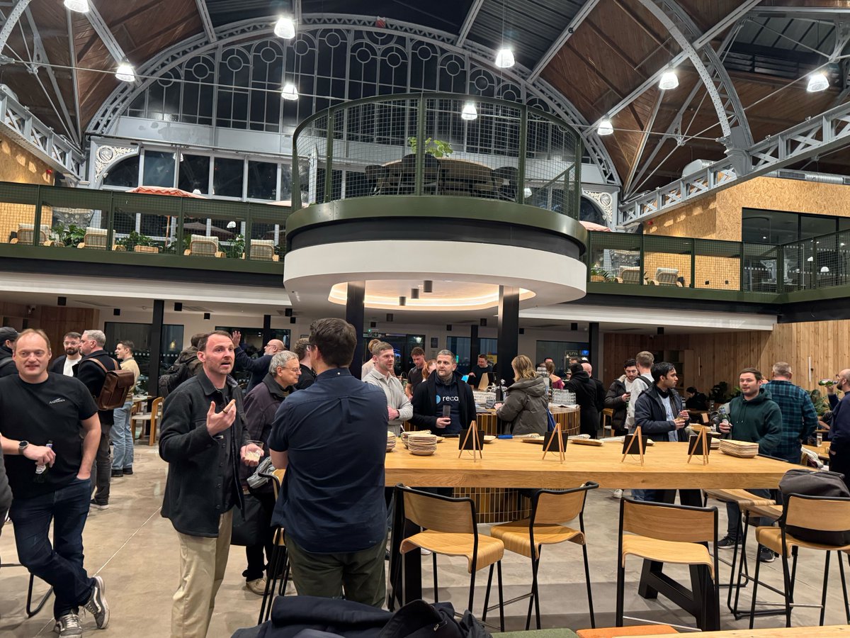 StandWCrypto_UK's tweet image. Manchester’s Web3 community is one of the most energetic in the UK, and every trip North is a reminder that the city truly Stands With Crypto.

It was great to catch up with SwC ambassador and @Mancweb3 founder @awaygray, alongside UK &amp;amp; Western Europe Country Lead of @Base,…