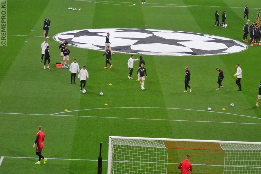 remepro_nl's tweet image. Het fotoverslag van Ajax - Benfica staat online op ajaxfotoside.nl #ajaben