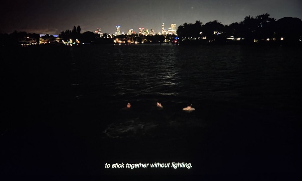 aningdesu's tweet image. Then he said this 😭